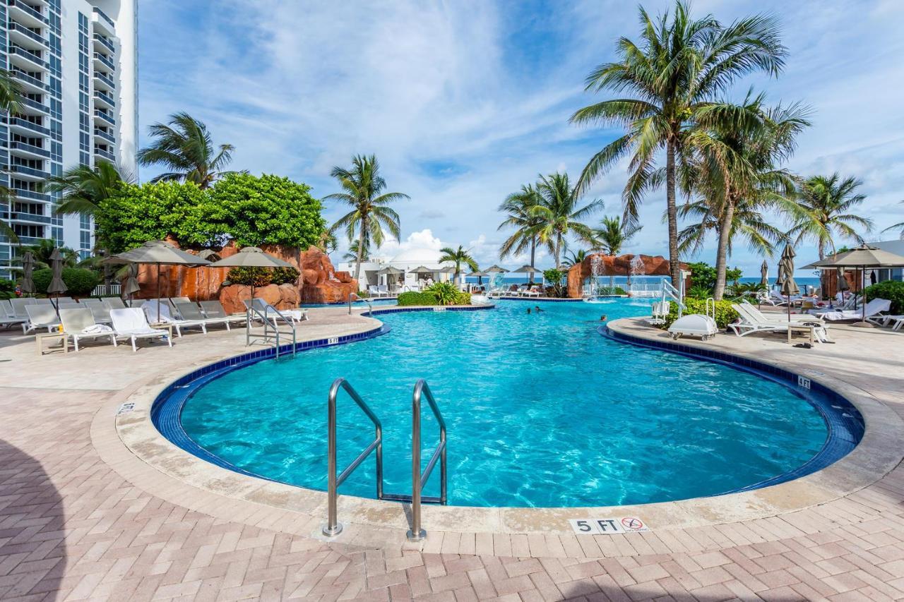Hotel International Beach Tump Resort Ocean View 1100 Sf 1 Bed 1Bth Privately Owned Sunny Isles Miami Beach Bagian luar foto