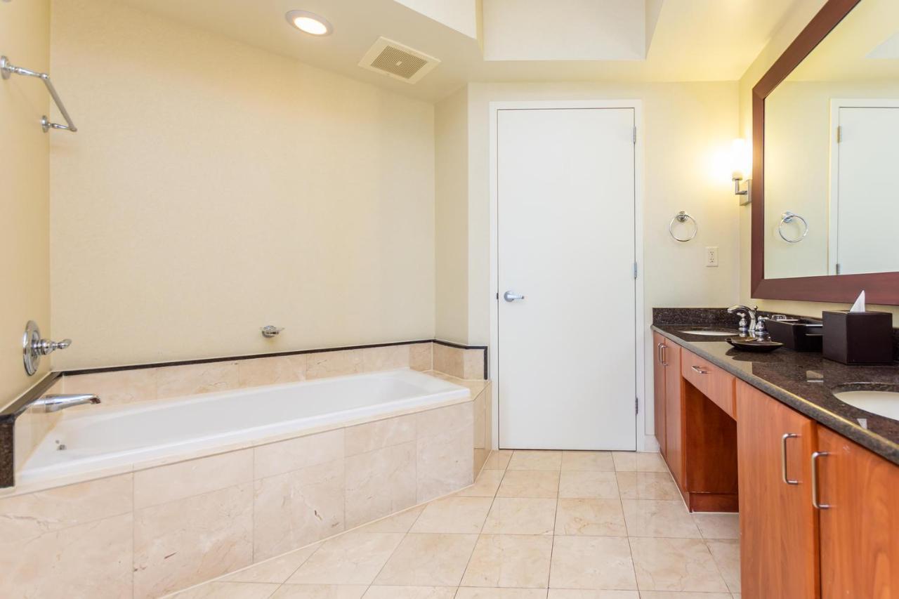 Hotel International Beach Tump Resort Ocean View 1100 Sf 1 Bed 1Bth Privately Owned Sunny Isles Miami Beach Bagian luar foto
